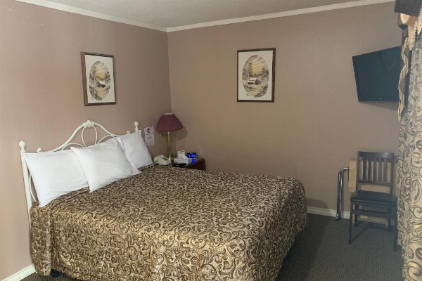 Lucien Motel image 28